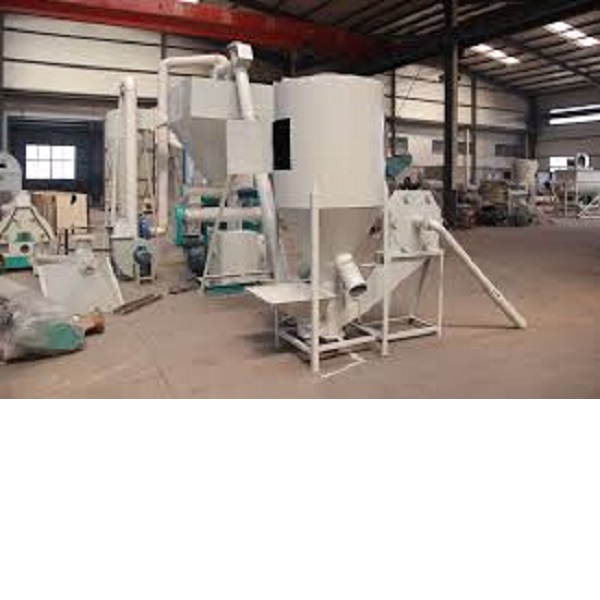 آشنایی با انواع خوراک طیور