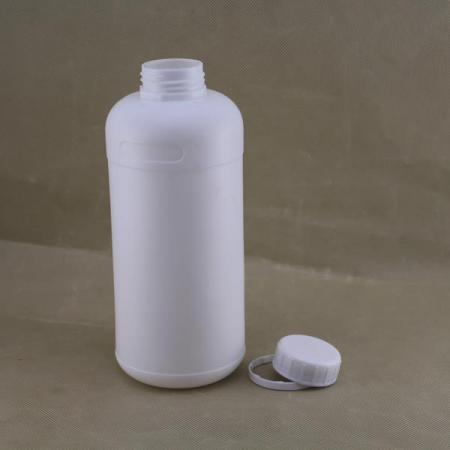 وجود هیومیک اسید در کود مرغی مایع 